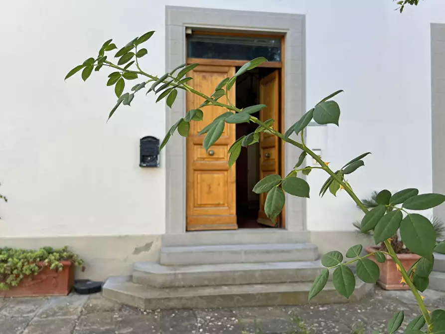 Immagine 2 di Ufficio in vendita  a Empoli