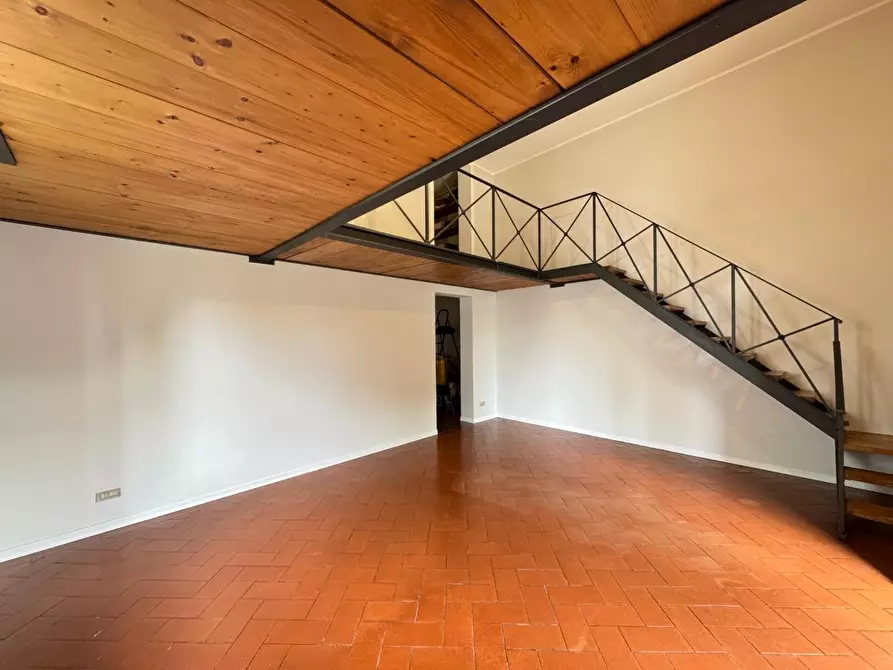 Immagine 9 di Ufficio in vendita  a Empoli