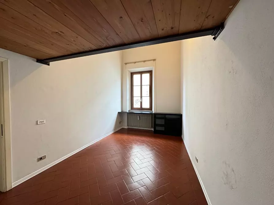 Immagine 21 di Ufficio in vendita  a Empoli