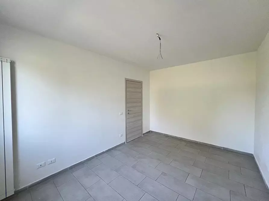 Immagine 17 di Appartamento in vendita  a Pontedera