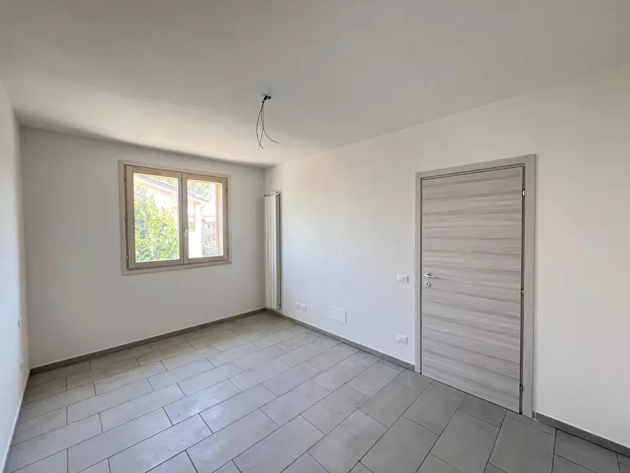 Immagine 14 di Appartamento in vendita  a Pontedera