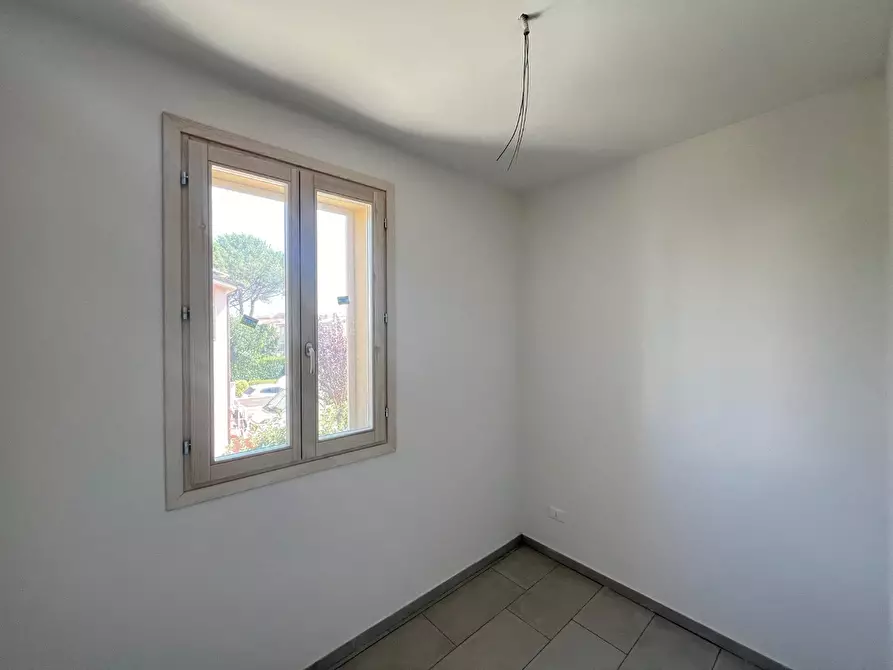 Immagine 22 di Appartamento in vendita  a Pontedera