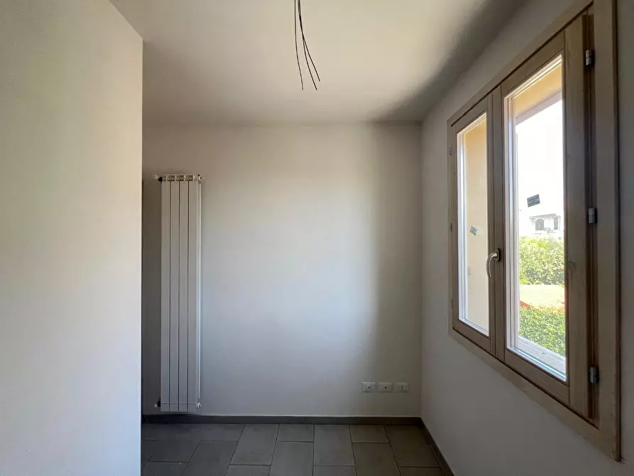 Immagine 12 di Appartamento in vendita  a Pontedera