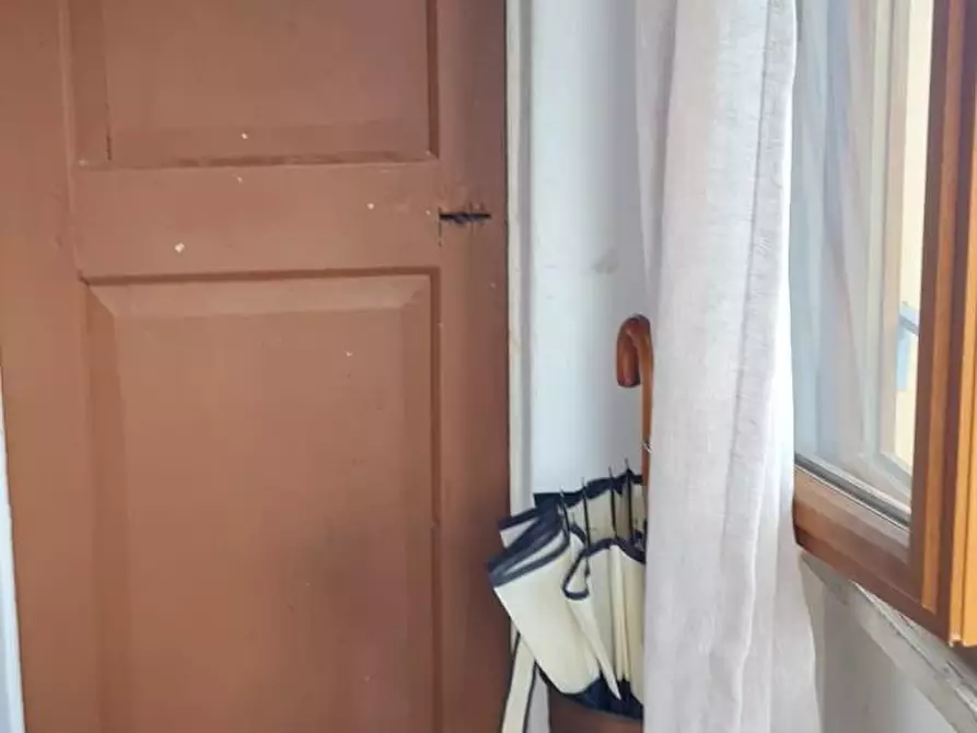 Immagine 11 di Appartamento in vendita  a Peccioli