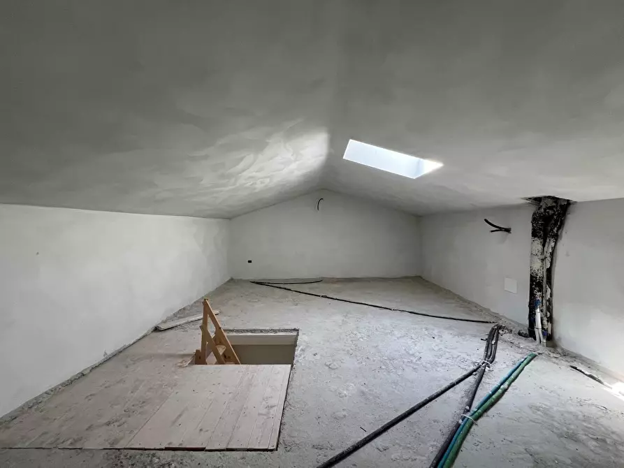 Immagine 29 di Terratetto in vendita  a Pontedera