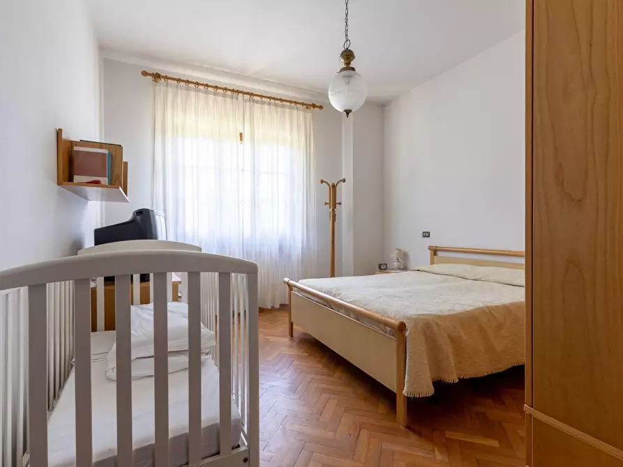 Immagine 17 di Villa in vendita  a Camaiore