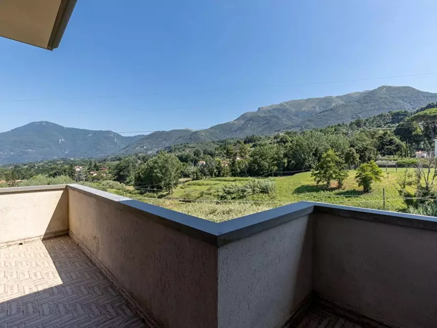 Immagine 16 di Villa in vendita  a Camaiore