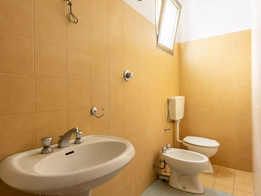 Immagine 24 di Villa in vendita  a Camaiore