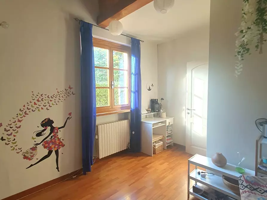 Immagine 50 di Villa in vendita  a Lucca