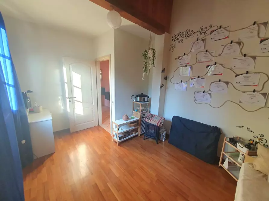 Immagine 49 di Villa in vendita  a Lucca