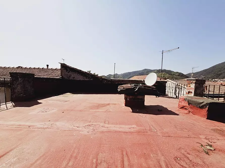 Immagine 18 di Casa semindipendente in vendita  a Massa