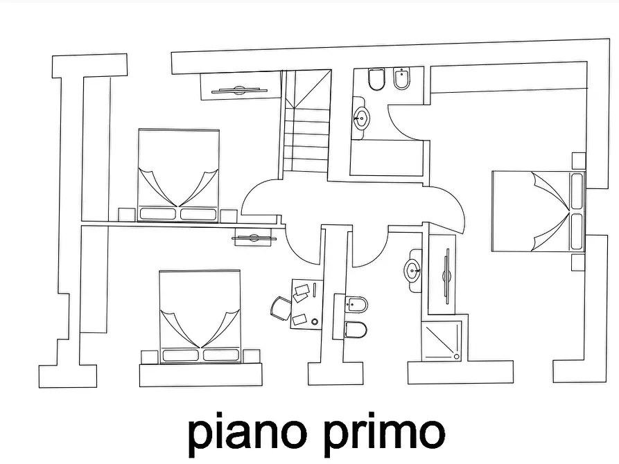 Immagine 4 di Casa semindipendente in vendita  a Massa