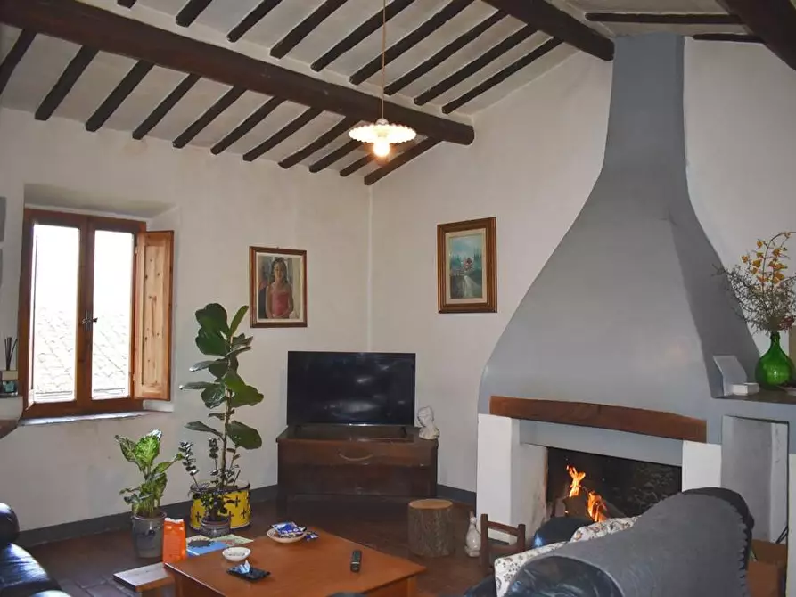 Immagine 9 di Rustico / casale in vendita  a San Gimignano