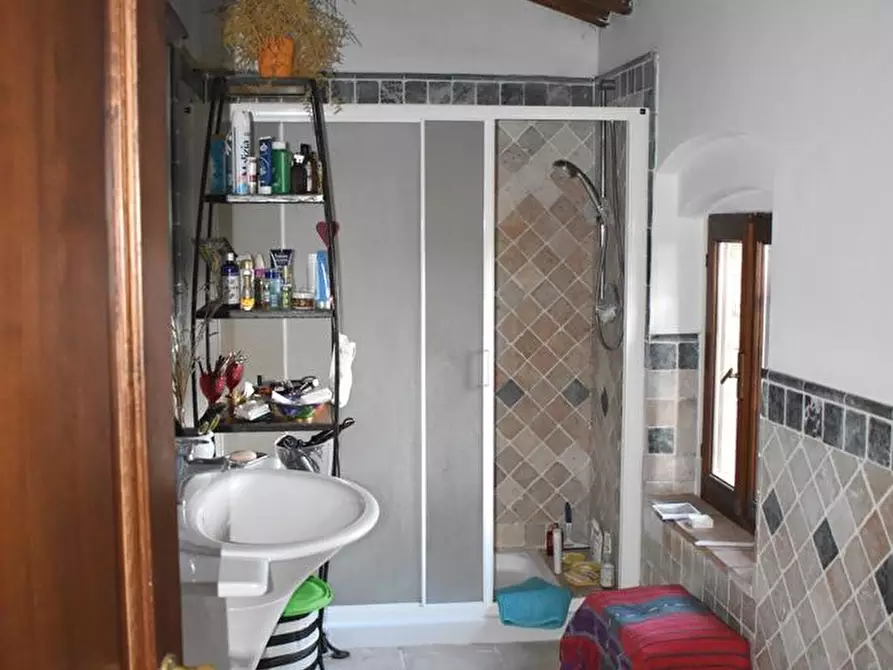 Immagine 8 di Rustico / casale in vendita  a San Gimignano