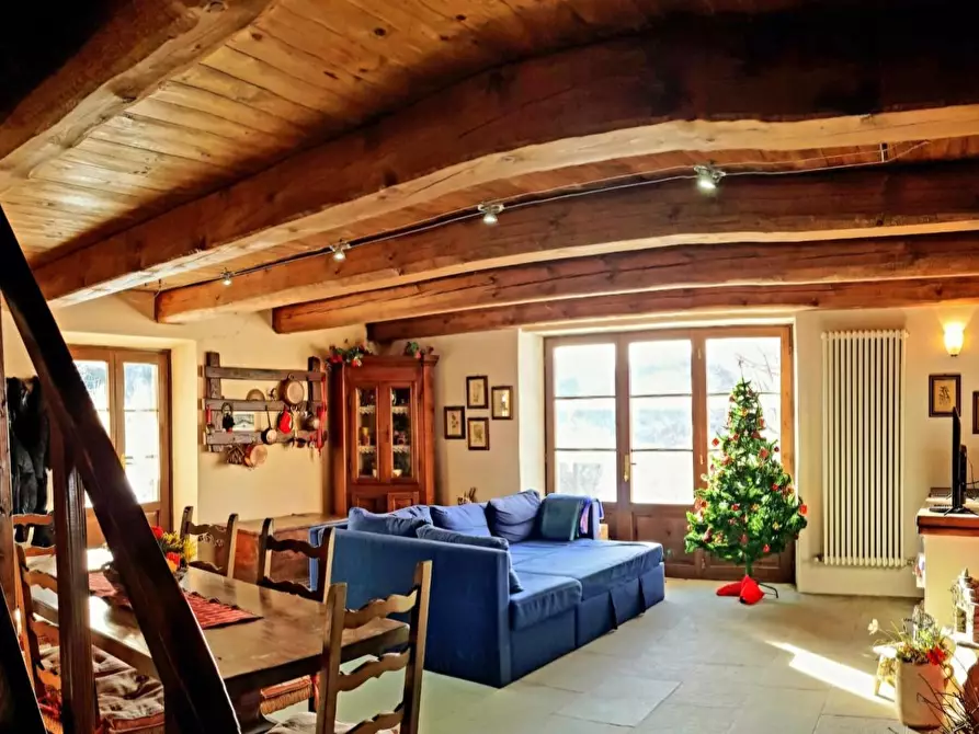 Immagine 6 di Baita in vendita  a Fiumalbo