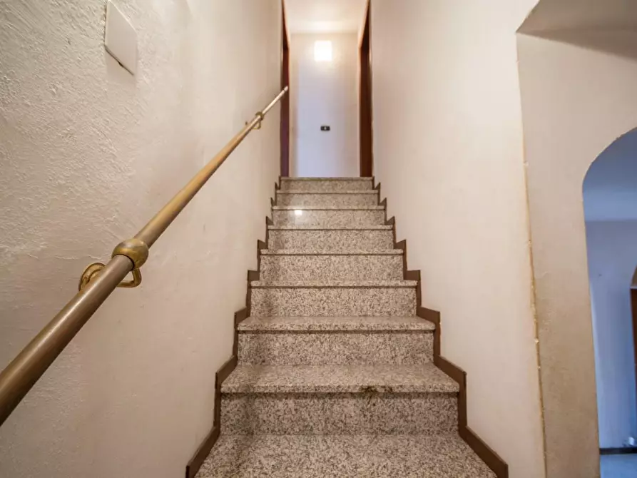 Immagine 12 di Appartamento in vendita  a Massa