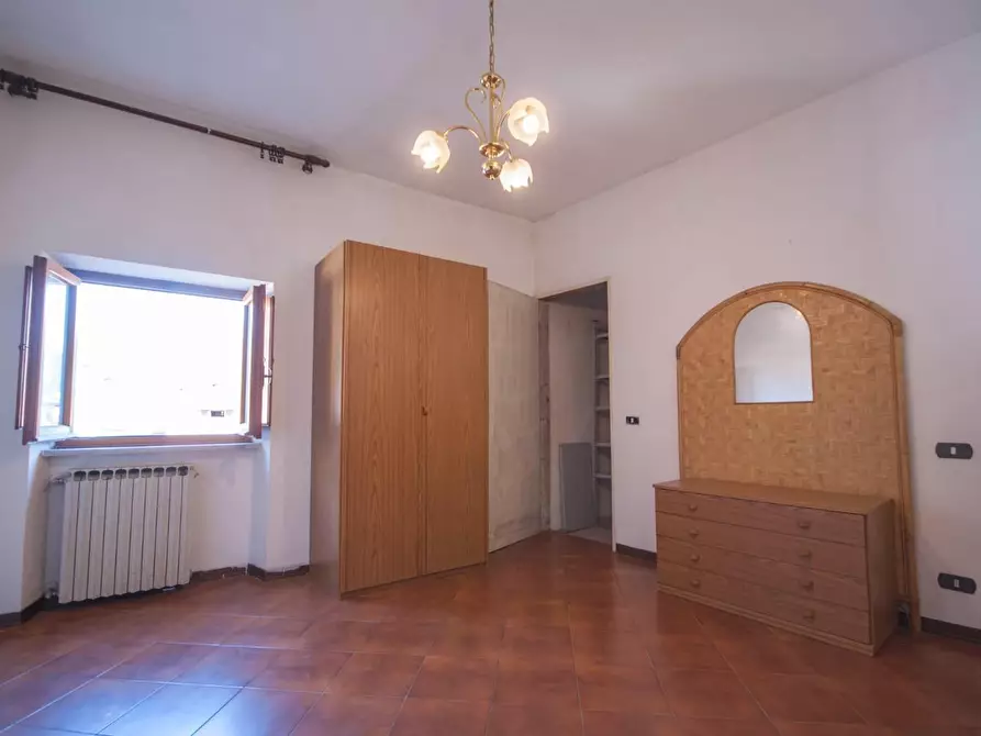 Immagine 18 di Appartamento in vendita  a Massa