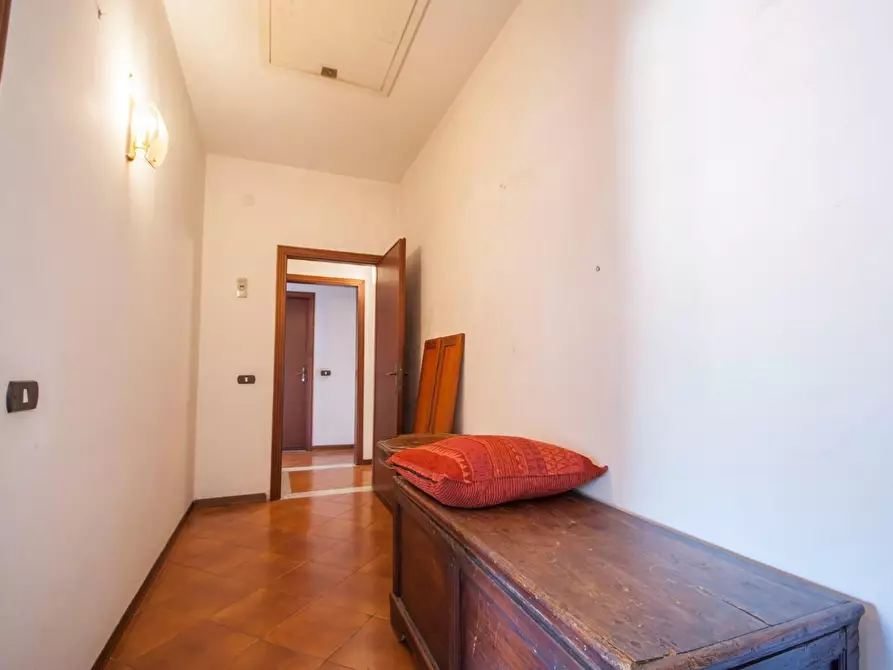 Immagine 14 di Appartamento in vendita  a Massa