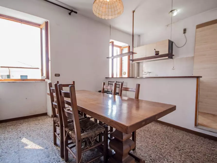 Immagine 5 di Appartamento in vendita  a Massa