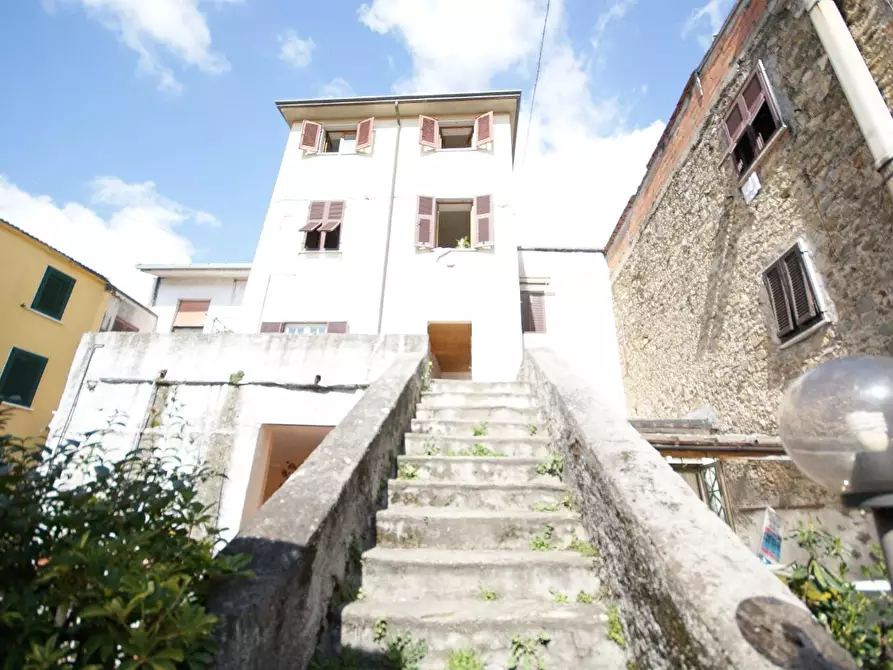 Immagine 29 di Appartamento in vendita  a Massa