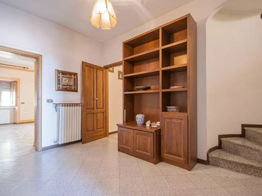 Immagine 8 di Appartamento in vendita  a Massa