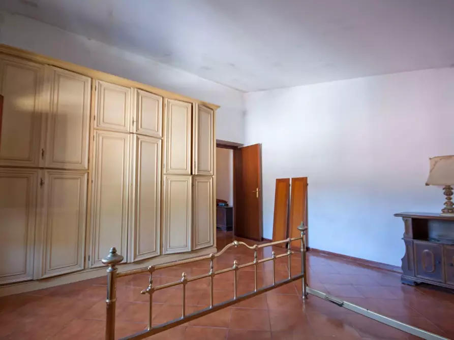 Immagine 16 di Appartamento in vendita  a Massa