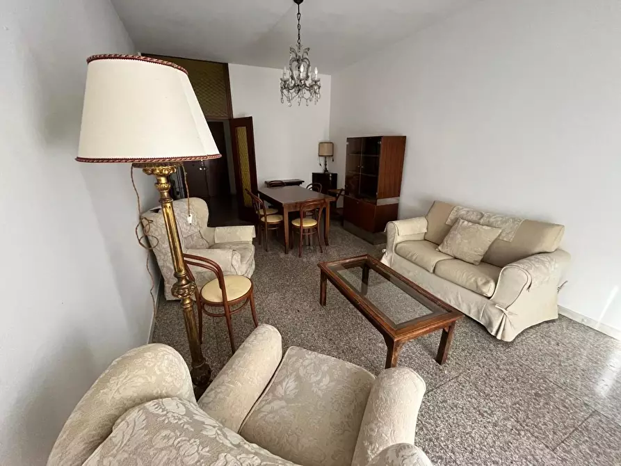 Immagine 6 di Appartamento in vendita  a Carrara