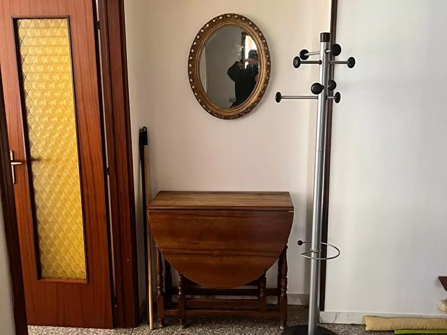 Immagine 12 di Appartamento in vendita  a Carrara