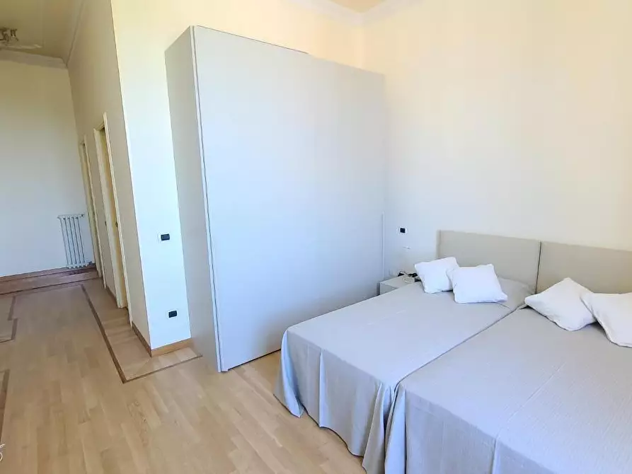 Immagine 15 di Appartamento in affitto  a Pietrasanta