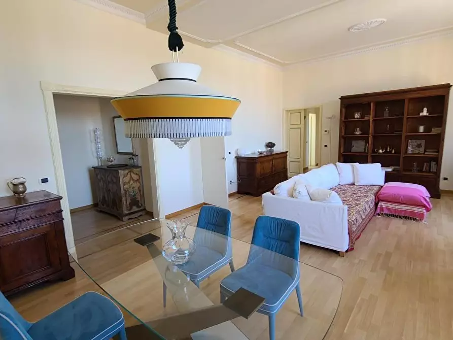 Immagine 4 di Appartamento in affitto  a Pietrasanta