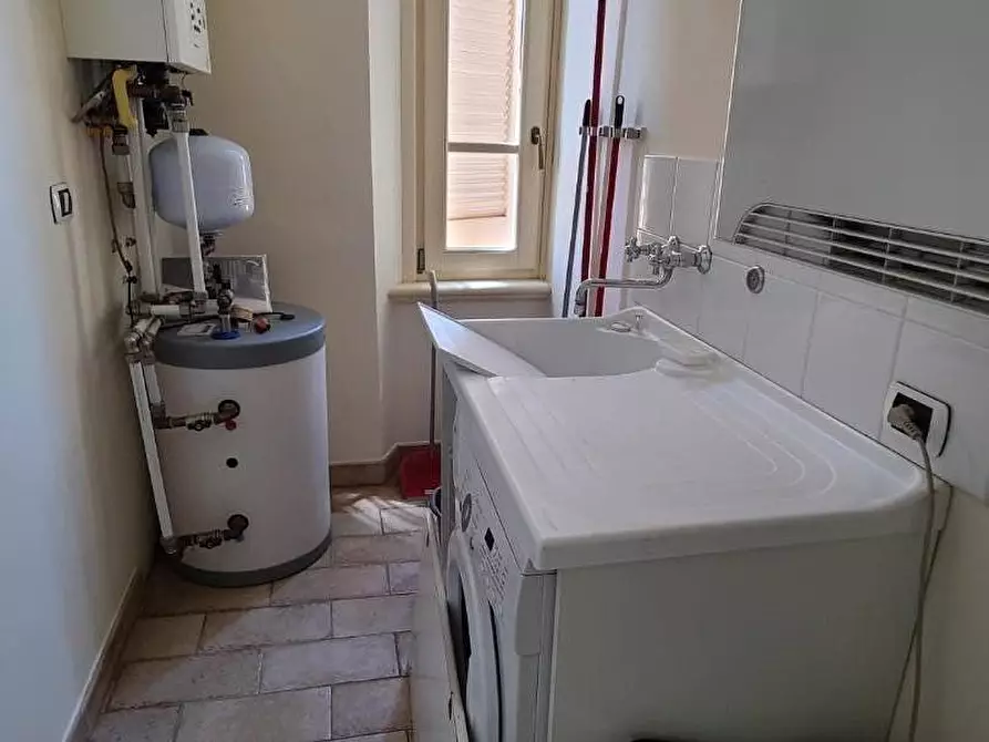 Immagine 30 di Appartamento in affitto  a Pietrasanta