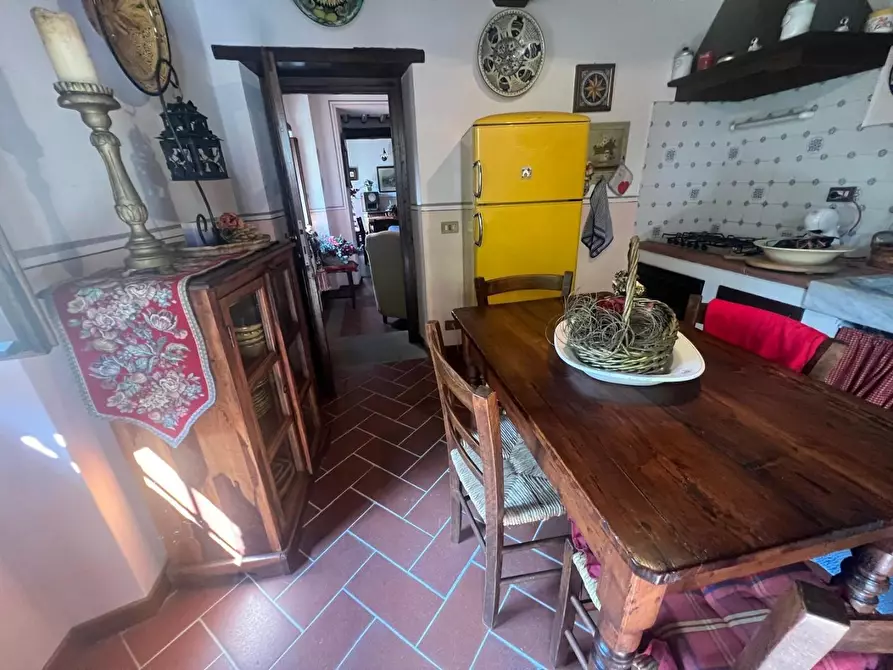 Immagine 13 di Casa semindipendente in vendita  a Camaiore