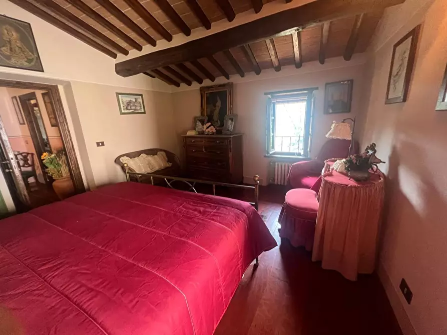 Immagine 19 di Casa semindipendente in vendita  a Camaiore
