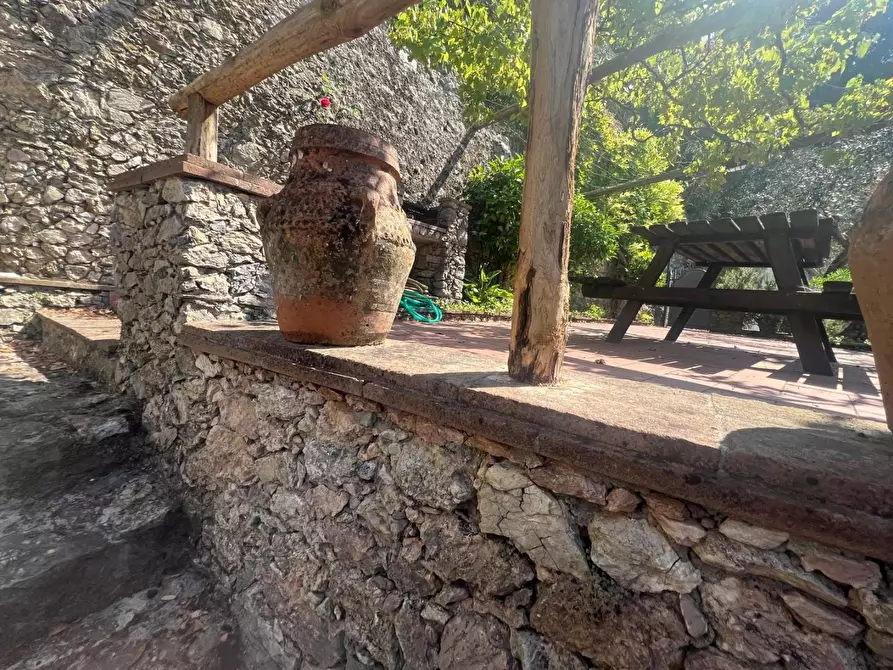 Immagine 11 di Casa semindipendente in vendita  a Camaiore