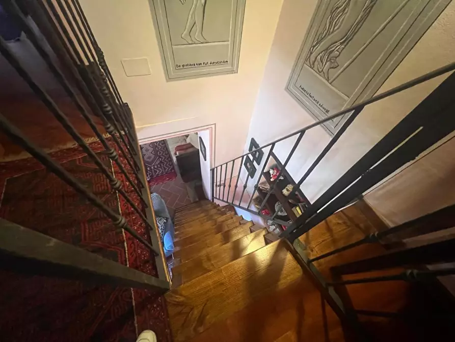 Immagine 21 di Casa semindipendente in vendita  a Camaiore