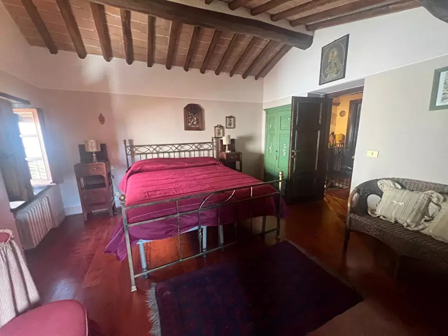 Immagine 16 di Casa semindipendente in vendita  a Camaiore