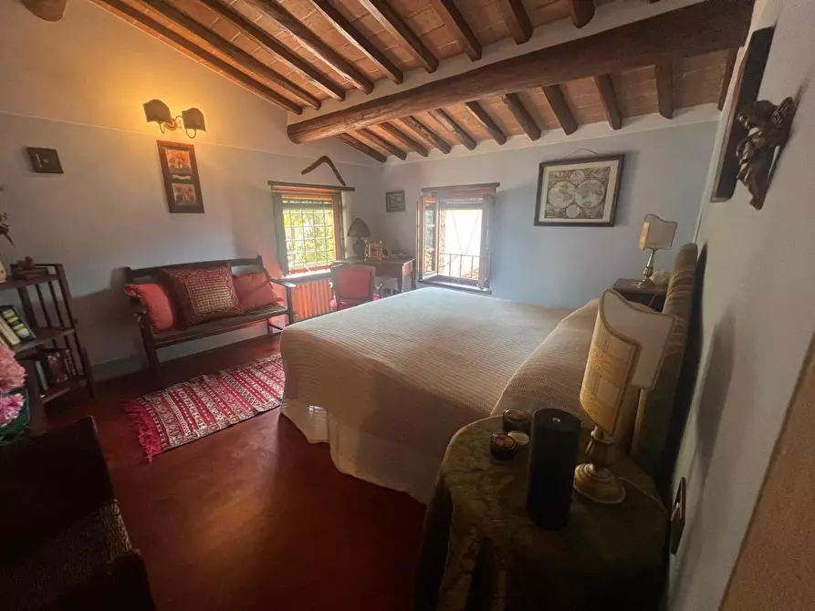 Immagine 26 di Casa semindipendente in vendita  a Camaiore