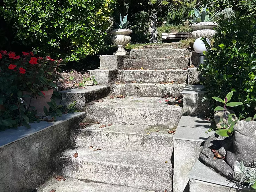 Immagine 28 di Casa indipendente in vendita  a Aulla