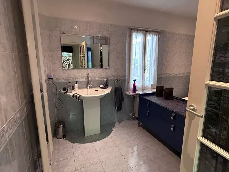 Immagine 21 di Casa indipendente in vendita  a Aulla