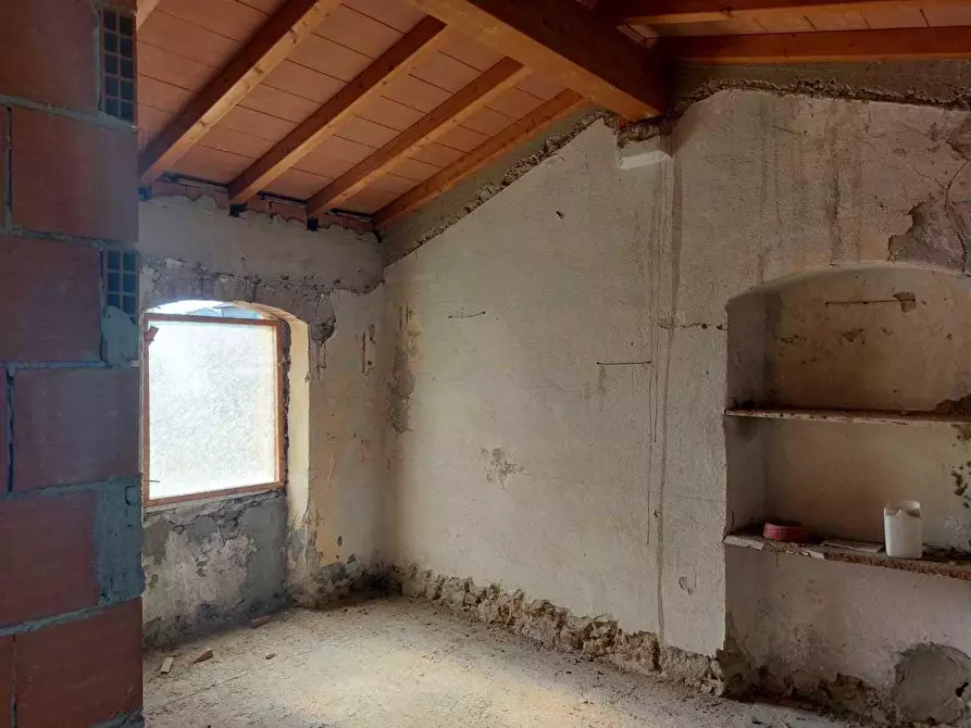 Immagine 14 di Terratetto in vendita  a Castelnuovo Magra