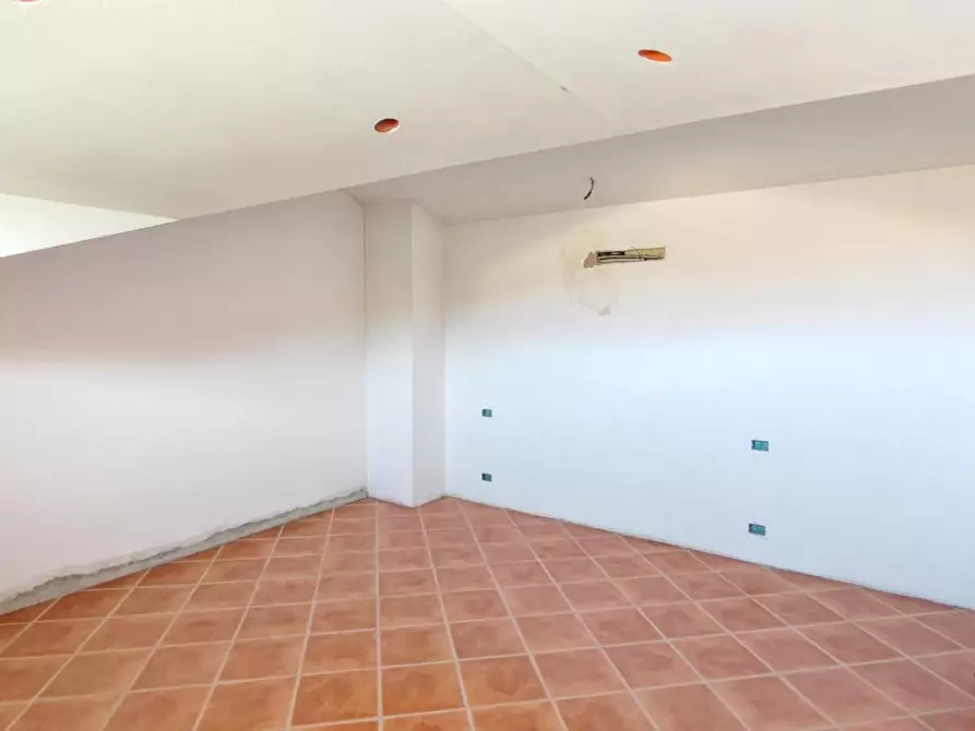 Immagine 13 di Villetta a schiera in vendita  a Massarosa