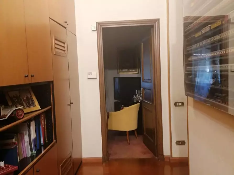Immagine 6 di Casa indipendente in vendita  a Carrara