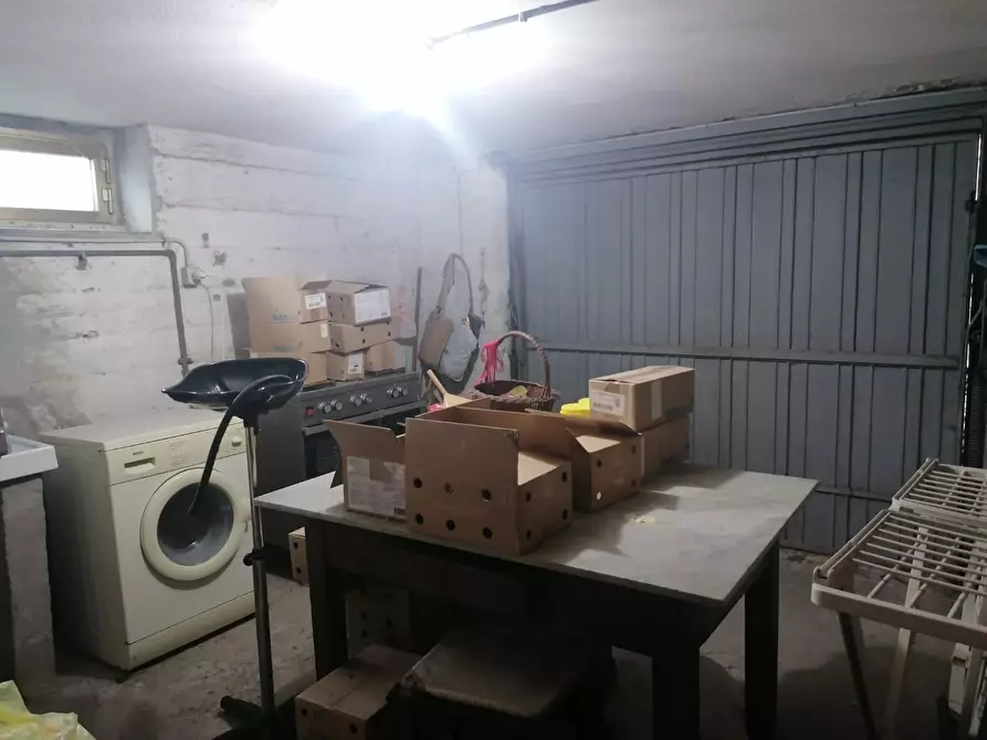 Immagine 39 di Casa indipendente in vendita  a Carrara