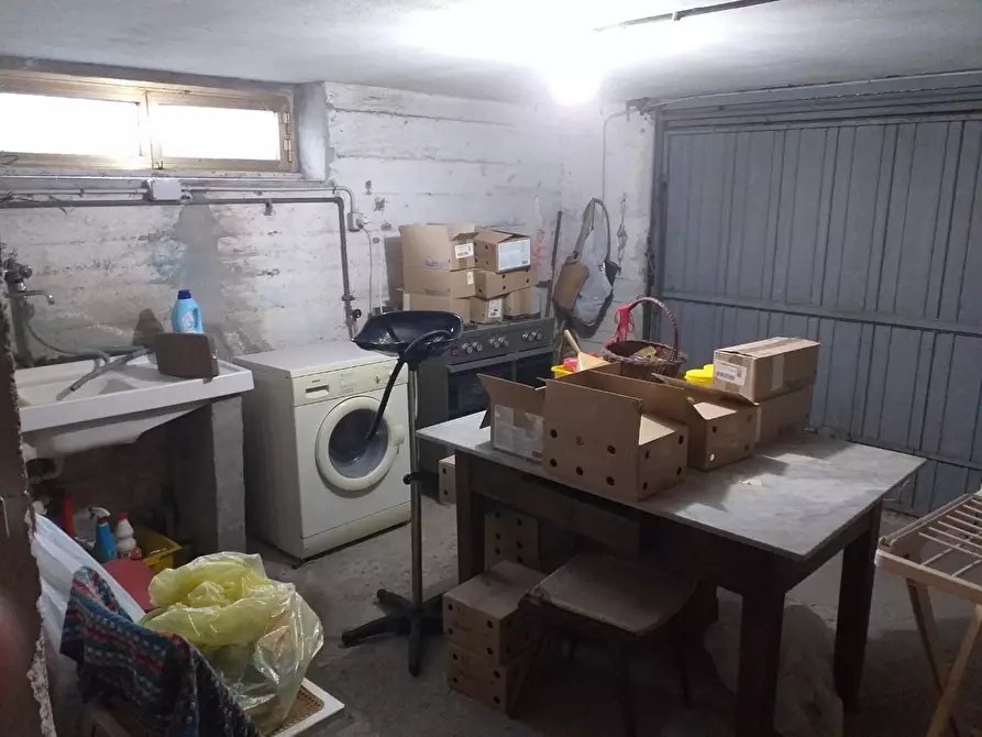 Immagine 36 di Casa indipendente in vendita  a Carrara