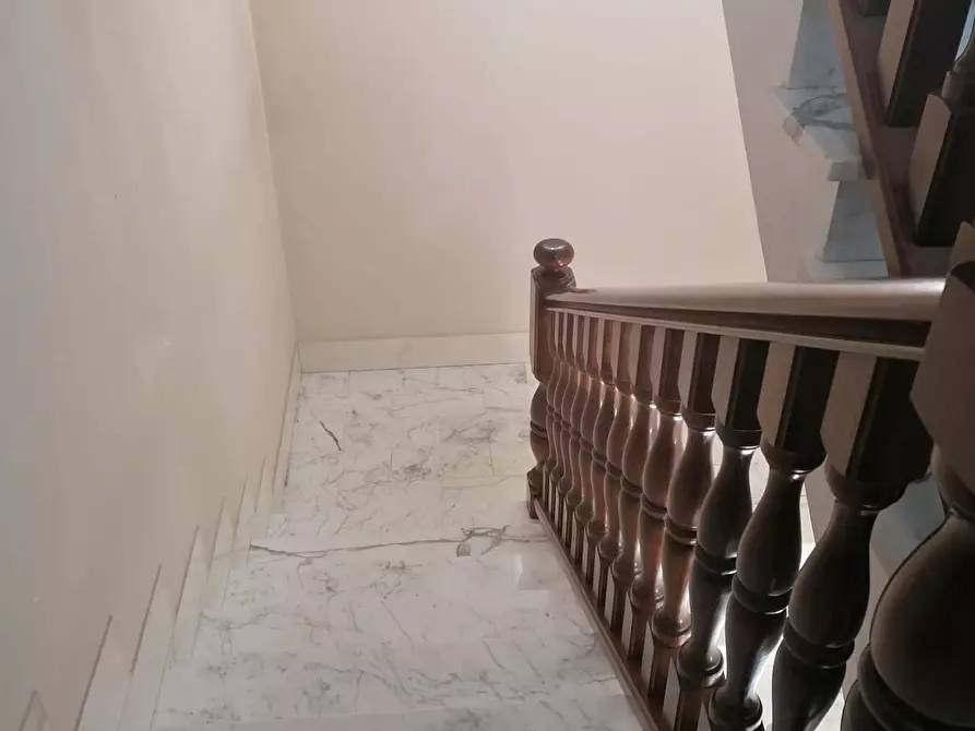 Immagine 13 di Casa indipendente in vendita  a Carrara