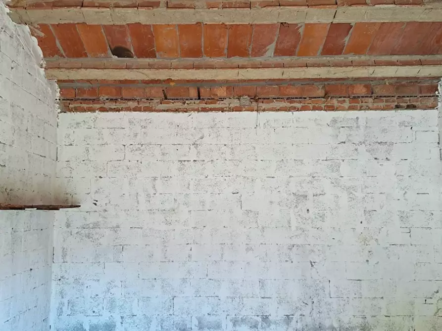 Immagine 3 di Deposito in vendita  a Castelfranco Di Sotto