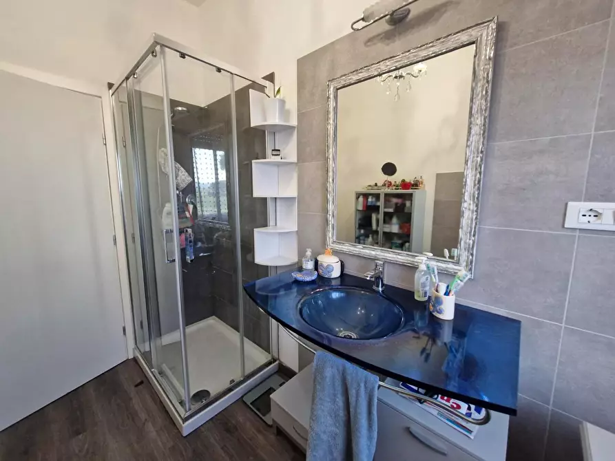 Immagine 26 di Casa indipendente in vendita  a Campiglia Marittima