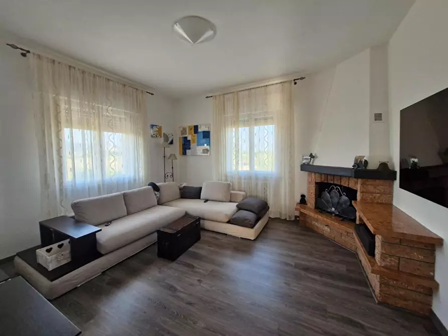 Immagine 10 di Casa indipendente in vendita  a Campiglia Marittima