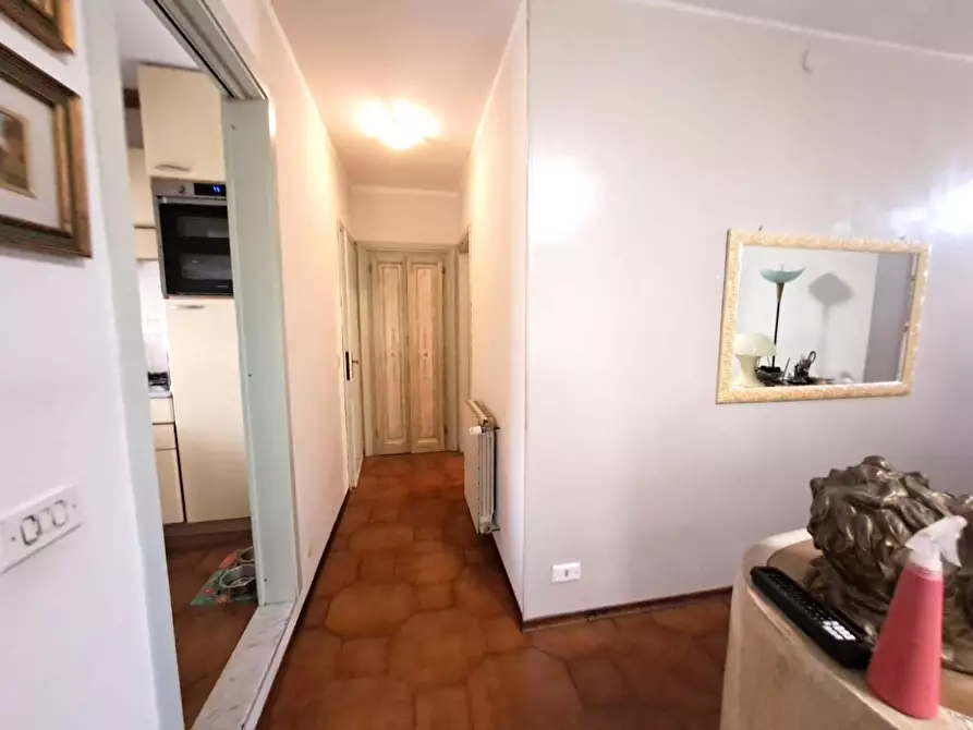 Immagine 22 di Casa indipendente in vendita  a Massa