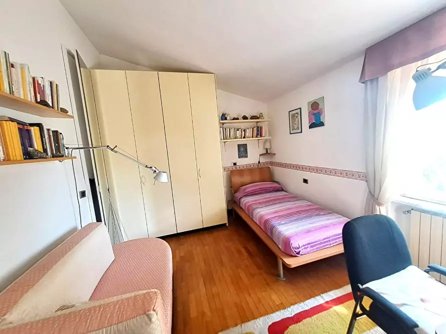 Immagine 17 di Casa indipendente in vendita  a Massa